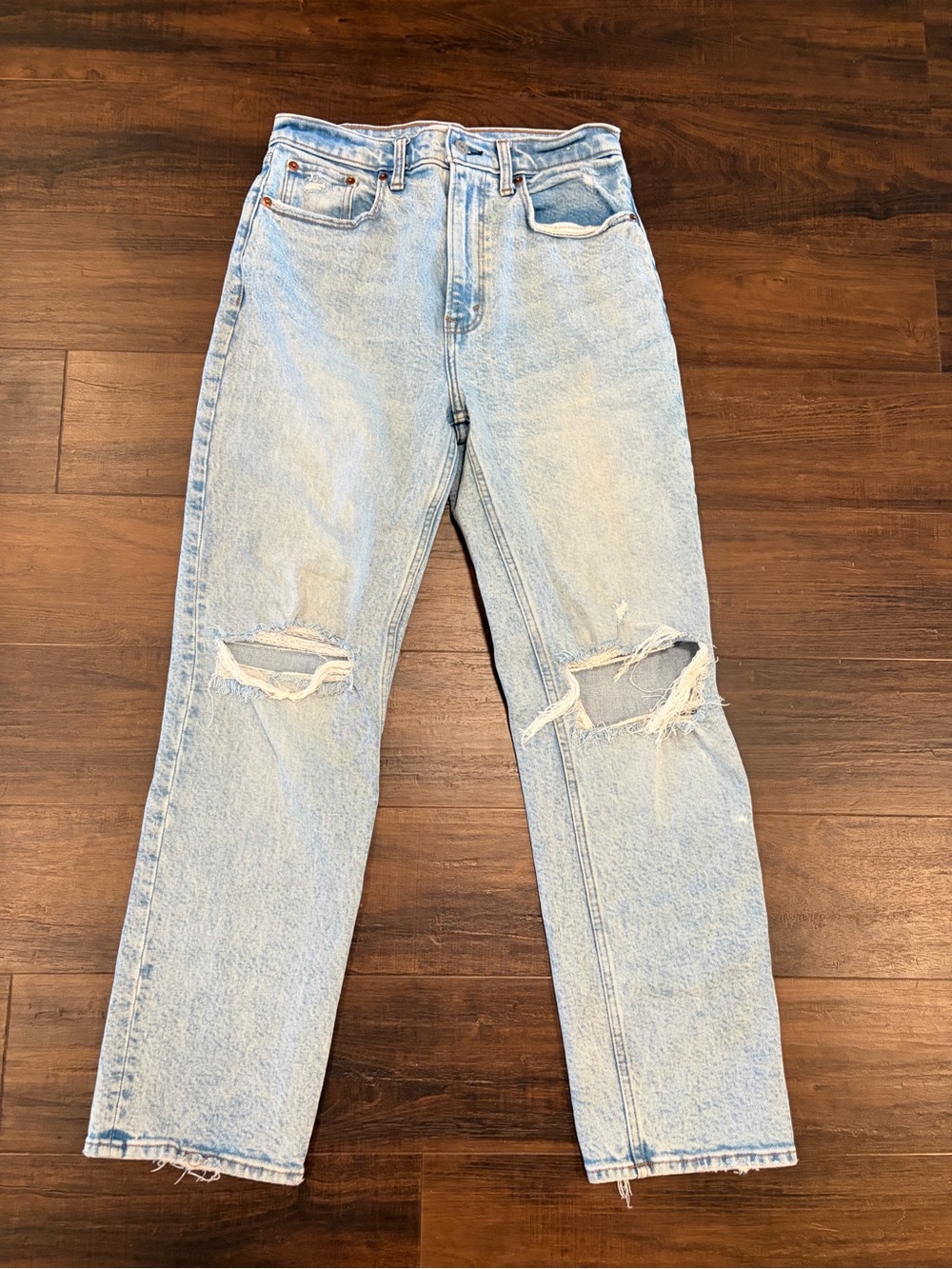 Abercrombie 90s Straight Ultra High Rise Distressed Jeans 6S 28